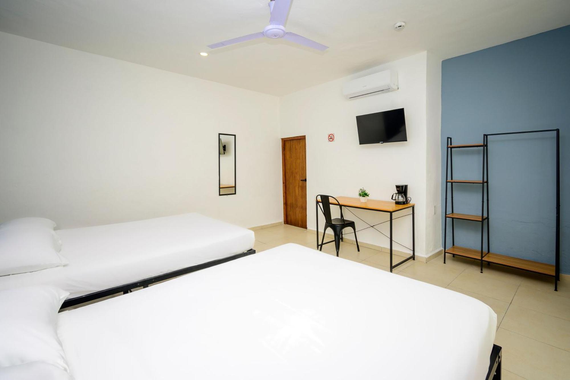Hotel Paso del Mar Playa del Carmen Esterno foto