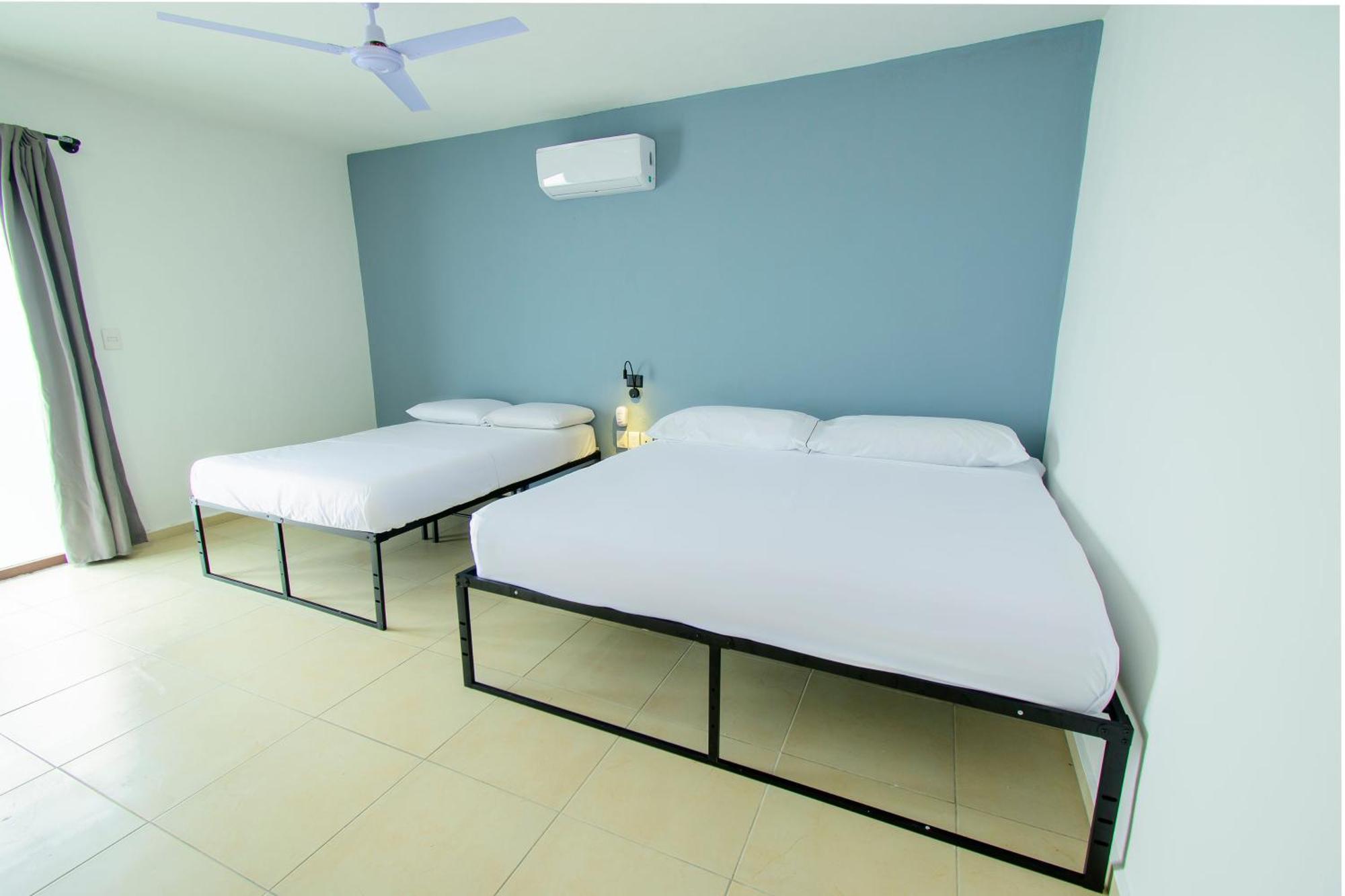 Hotel Paso del Mar Playa del Carmen Esterno foto